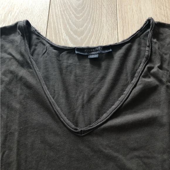 All Saints Raw Hem V Neck T Shirt in Faded Black Size XS - Picture 4 of 9